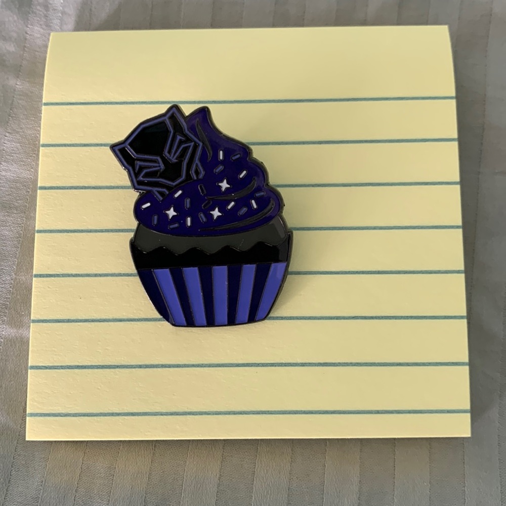 Black Panther pin